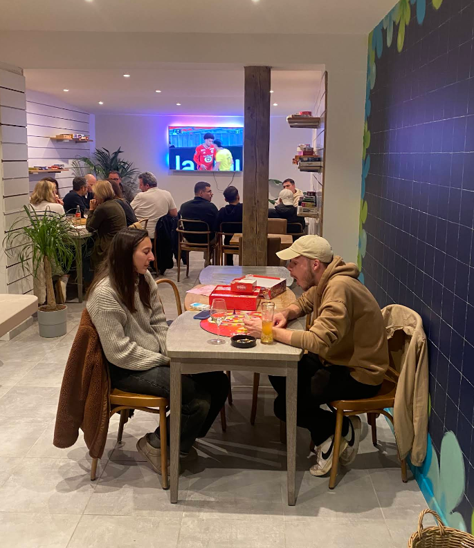 Intérieur du bar Le Square